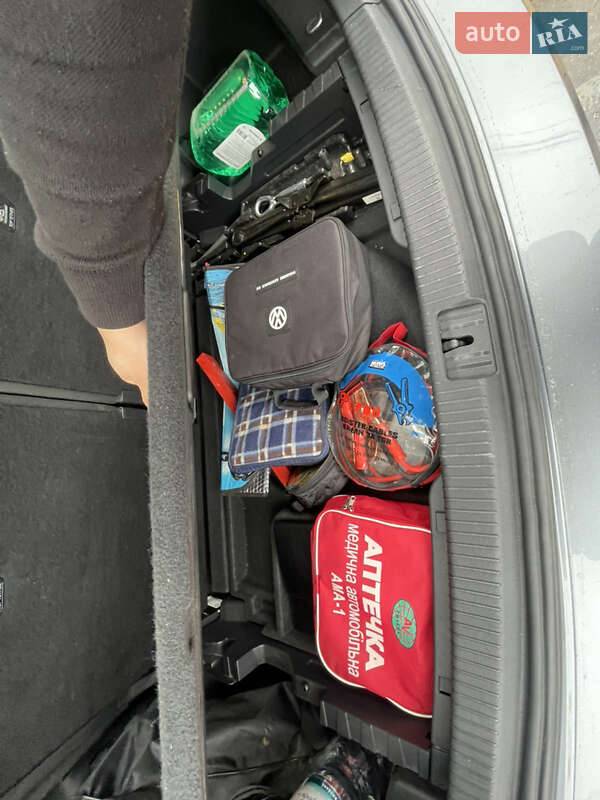 Внедорожник / Кроссовер Volkswagen Atlas 2017 в Киеве