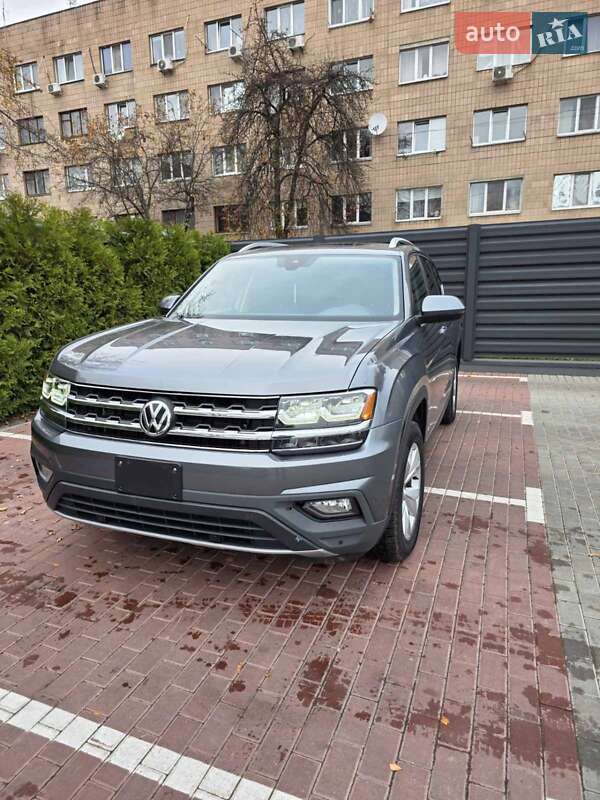 Внедорожник / Кроссовер Volkswagen Atlas 2017 в Черкассах