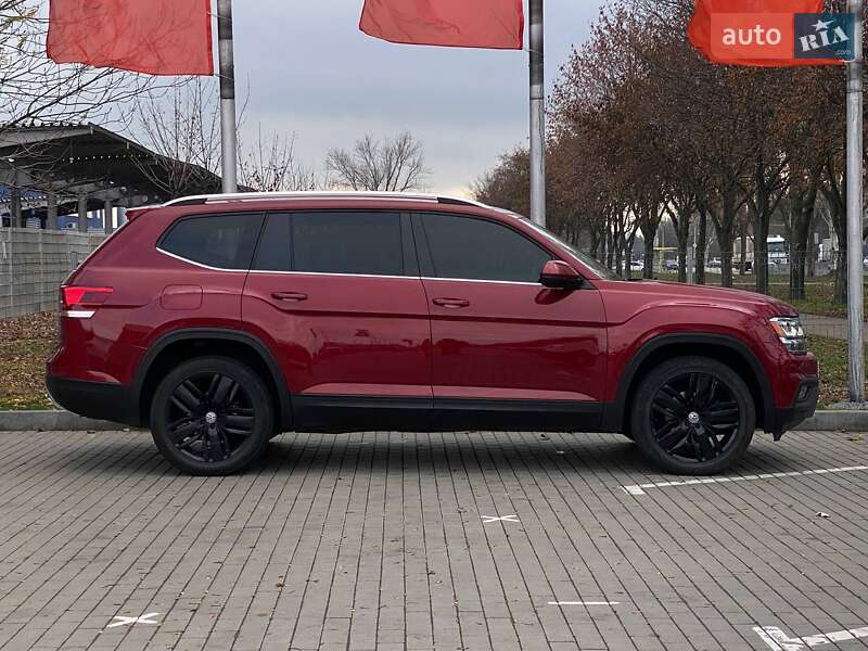 Внедорожник / Кроссовер Volkswagen Atlas 2017 в Днепре