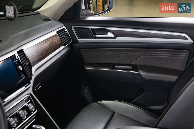 Внедорожник / Кроссовер Volkswagen Atlas 2022 в Луцке