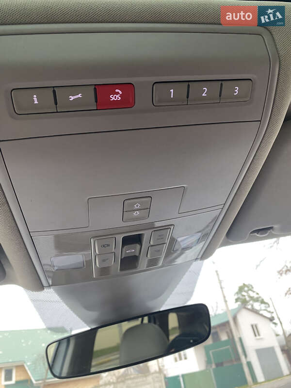 Позашляховик / Кросовер Volkswagen Atlas 2018 в Києві