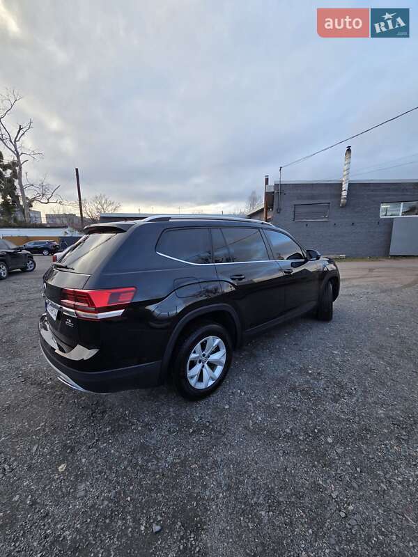 Внедорожник / Кроссовер Volkswagen Atlas 2017 в Коростене фото 5 Внедорожник / Кроссовер Volkswagen Atlas 2017 в Коростене