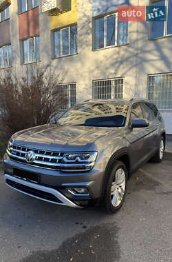 Позашляховик / Кросовер Volkswagen Atlas 2018 в Києві