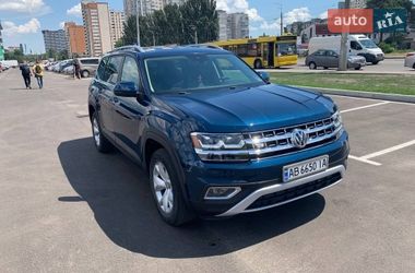 Позашляховик / Кросовер Volkswagen Atlas 2017 в Києві