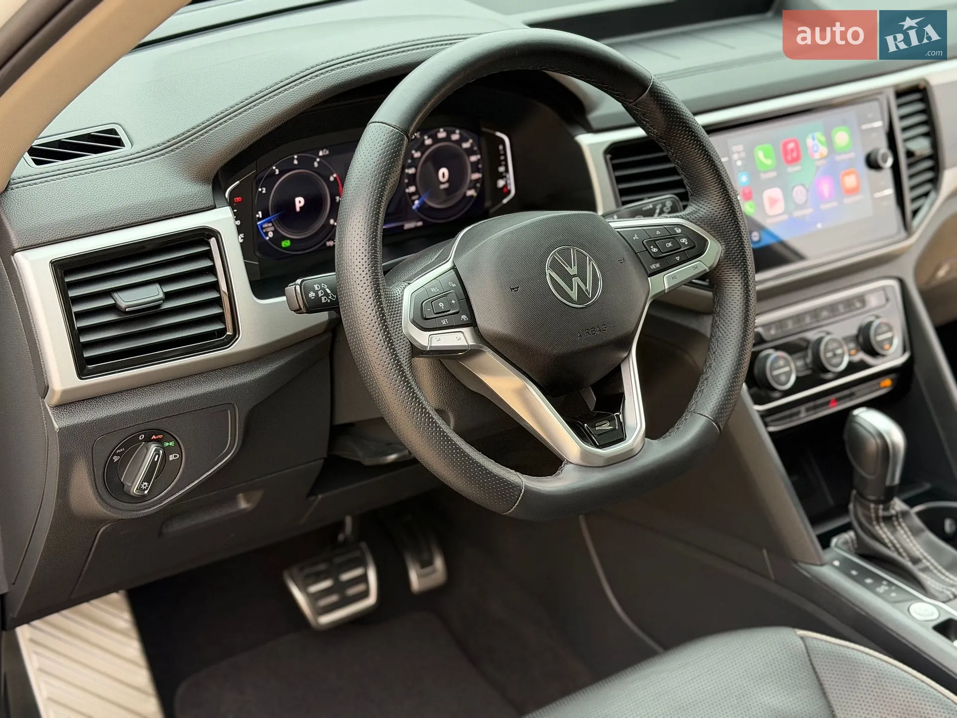 2022 Volkswagen Atlas - мініатюра 2