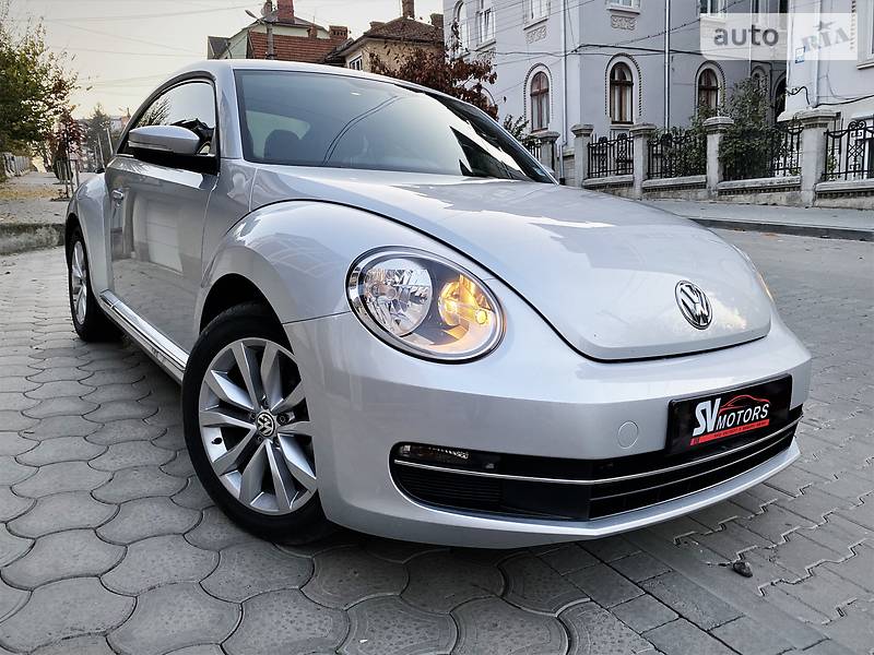 Хетчбек Volkswagen Beetle 2014 в Чернівцях