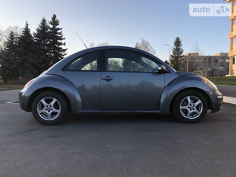 Хетчбек Volkswagen Beetle 2010 в Житомирі фото 3 Хетчбек Volkswagen Beetle 2010 в Житомирі