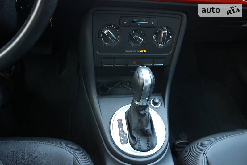 Купе Volkswagen Beetle 2016 в Одесі фото 9 Купе Volkswagen Beetle 2016 в Одесі