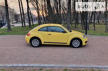 Хетчбек Volkswagen Beetle 2015 в 
