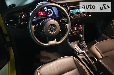 Хетчбек Volkswagen Beetle 2015 в 