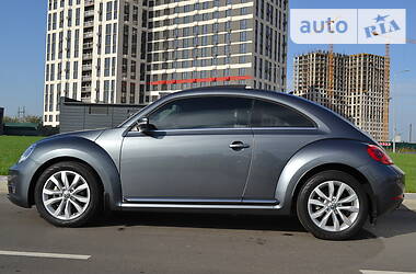 Купе Volkswagen Beetle 2013 в Киеве