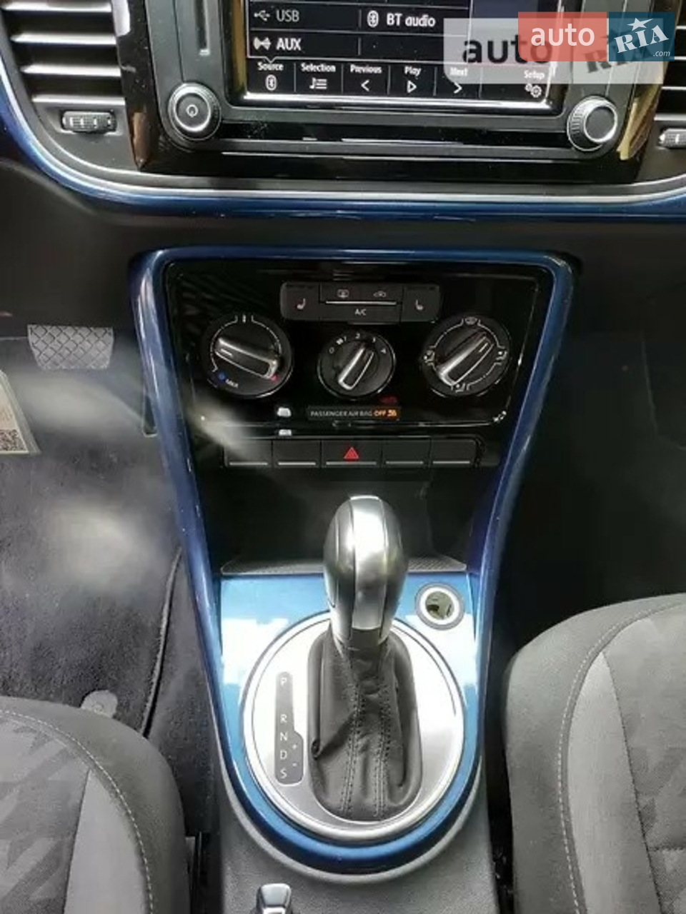 2017 Volkswagen Beetle - мініатюра 16