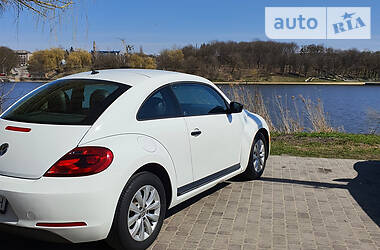 Хэтчбек Volkswagen Beetle 2015 в Ровно