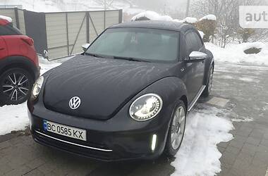 Купе Volkswagen Beetle 2013 в Львові