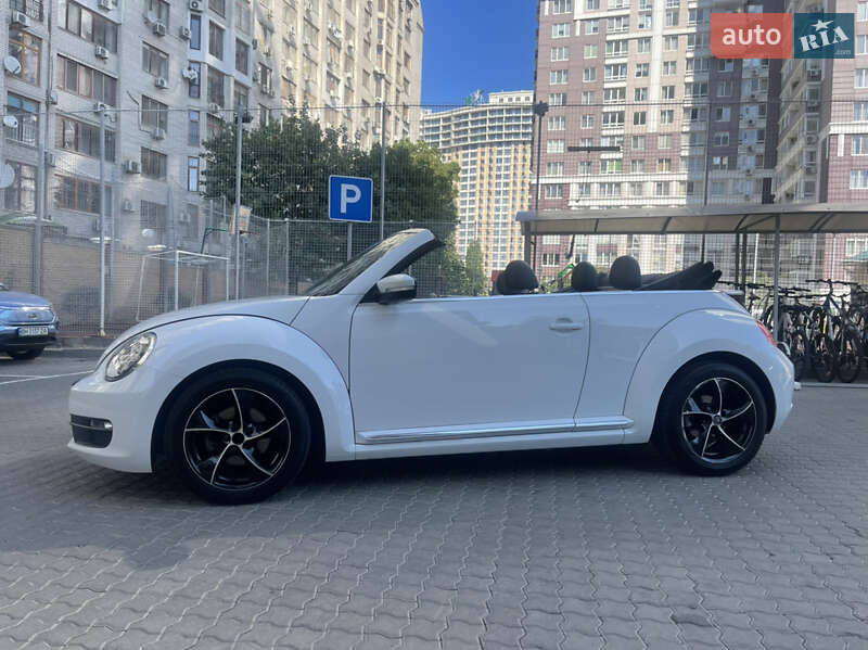 Седан Volkswagen Beetle 2015 в Одесі