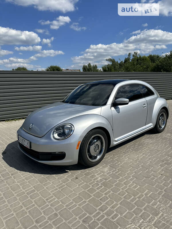 Хэтчбек Volkswagen Beetle 2012 в Киеве