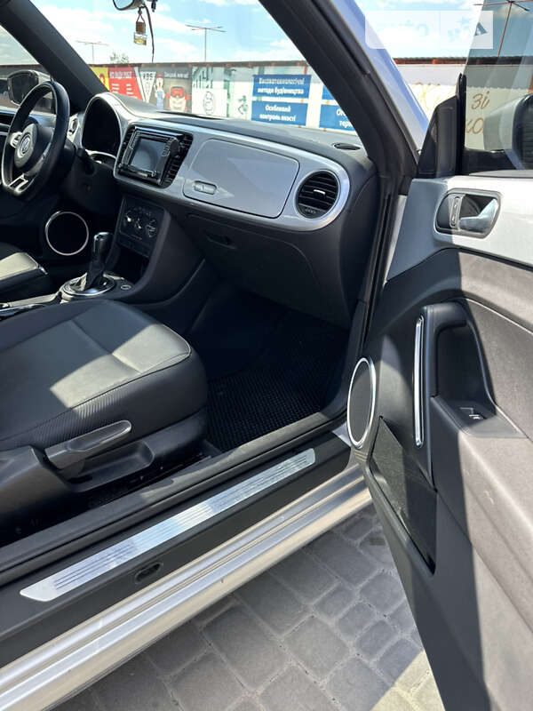 Хэтчбек Volkswagen Beetle 2012 в Киеве
