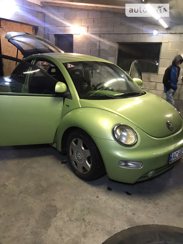 Хэтчбек Volkswagen Beetle 2000 в Рожище