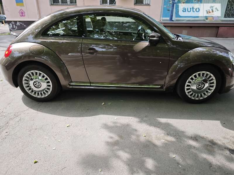 Volkswagen Beetle 2013