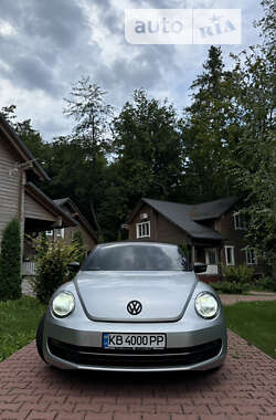 Кабриолет Volkswagen Beetle 2014 в 