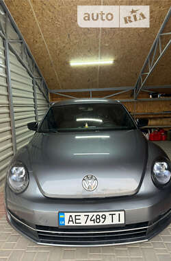 Хэтчбек Volkswagen Beetle 2011 в Днепре