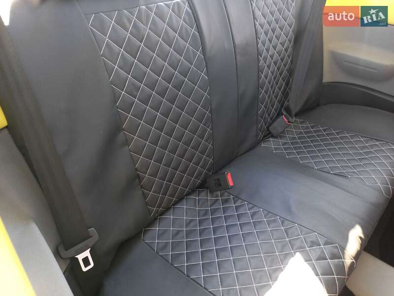 Хетчбек Volkswagen Beetle 1998 в Черкасах