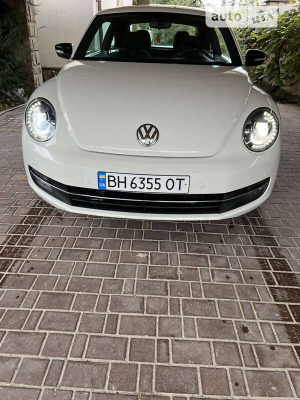 Хэтчбек Volkswagen Beetle 2011 в Киеве