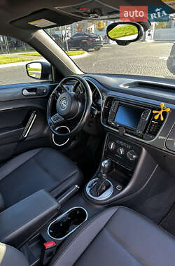 Хетчбек Volkswagen Beetle 2015 в 