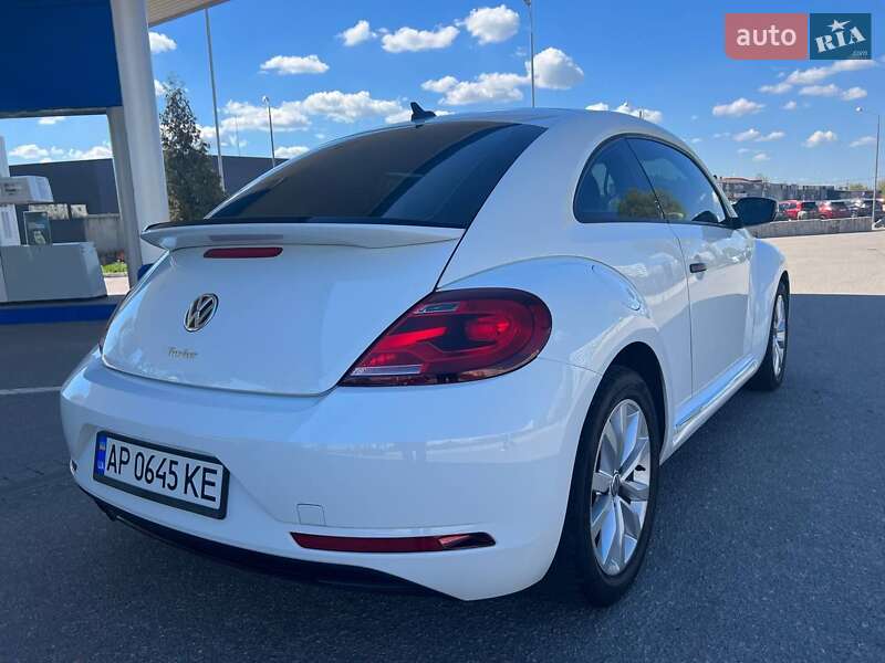 Хэтчбек Volkswagen Beetle 2017 в Киеве