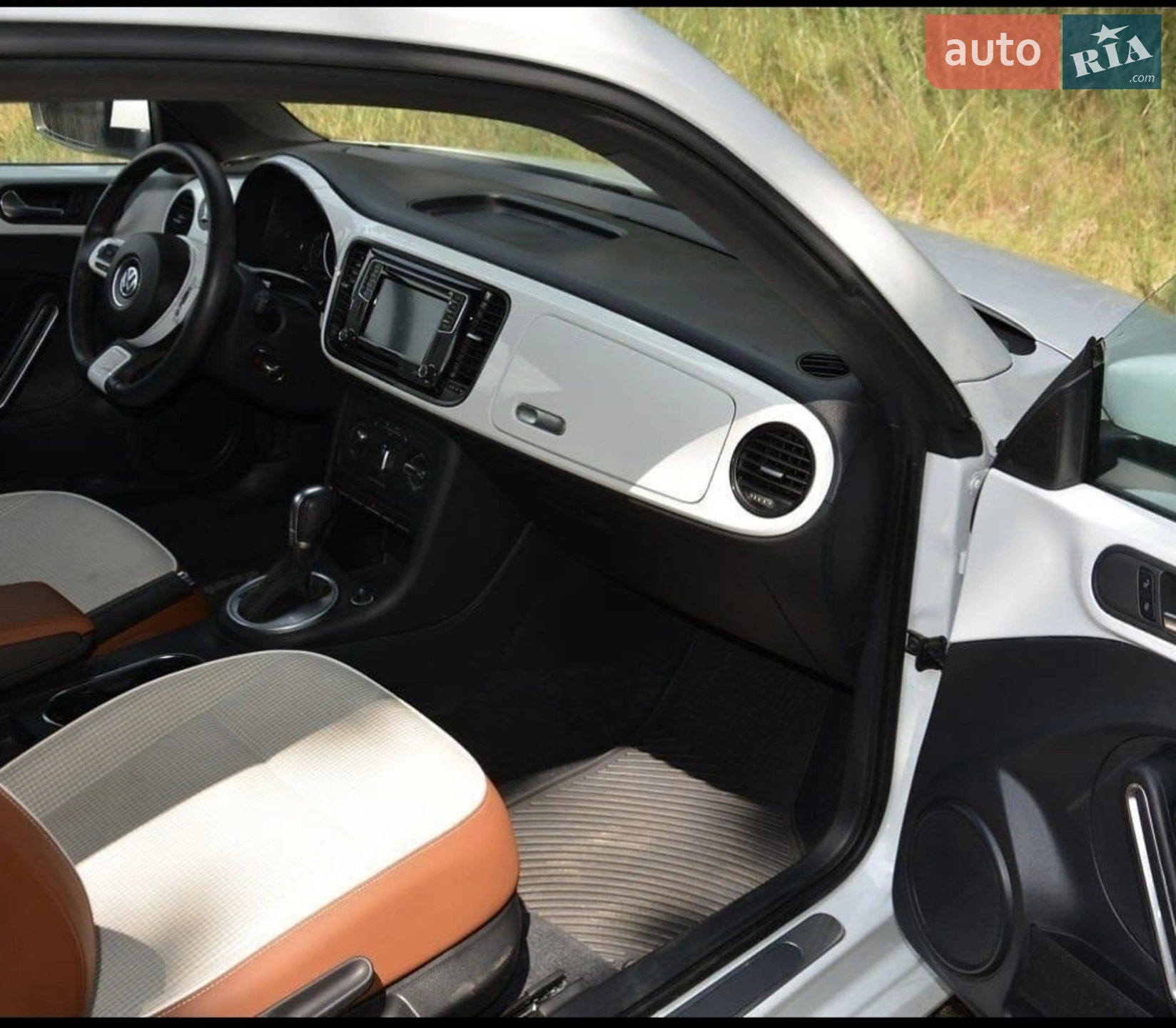 2017 Volkswagen Beetle - мініатюра 10