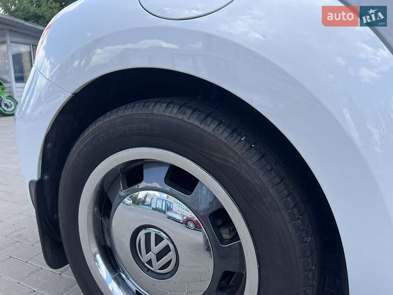 Кабріолет Volkswagen Beetle 2016 в Києві