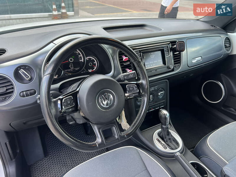 Кабріолет Volkswagen Beetle 2016 в Києві