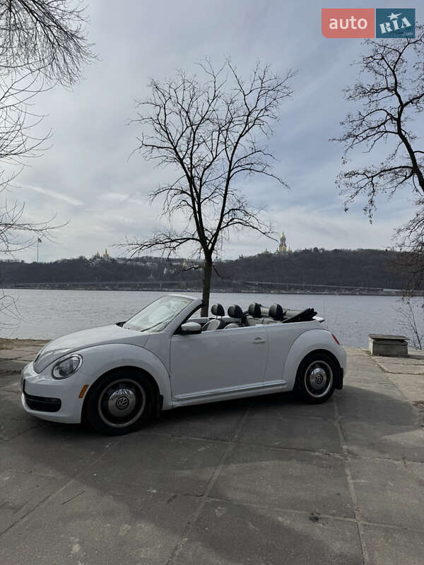 Кабріолет Volkswagen Beetle 2016 в Києві