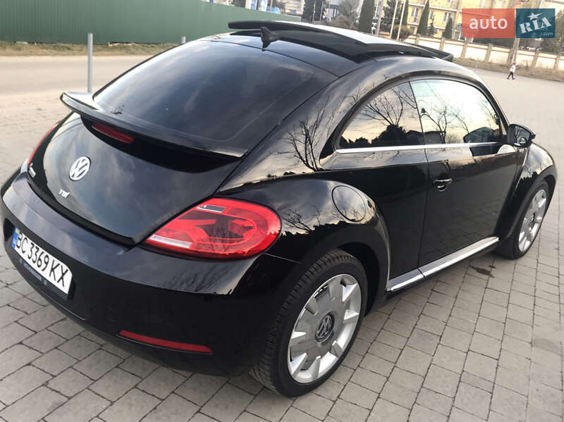 Хэтчбек Volkswagen Beetle 2012 в Львове