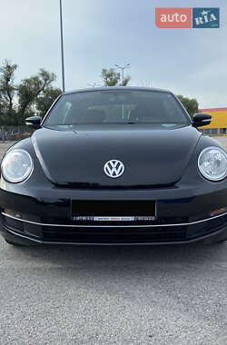 Хетчбек Volkswagen Beetle 2014 в Чернівцях