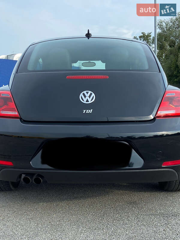 Хетчбек Volkswagen Beetle 2014 в Чернівцях