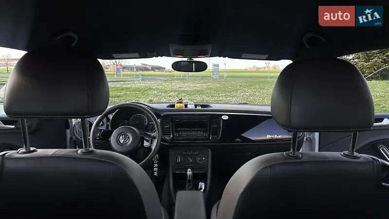 Хэтчбек Volkswagen Beetle 2015 в 