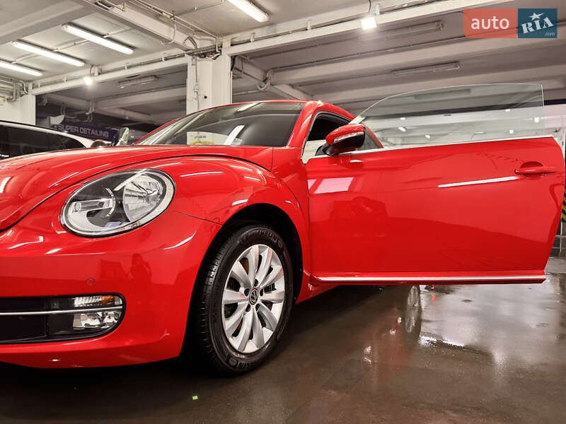 Хэтчбек Volkswagen Beetle 2014 в 