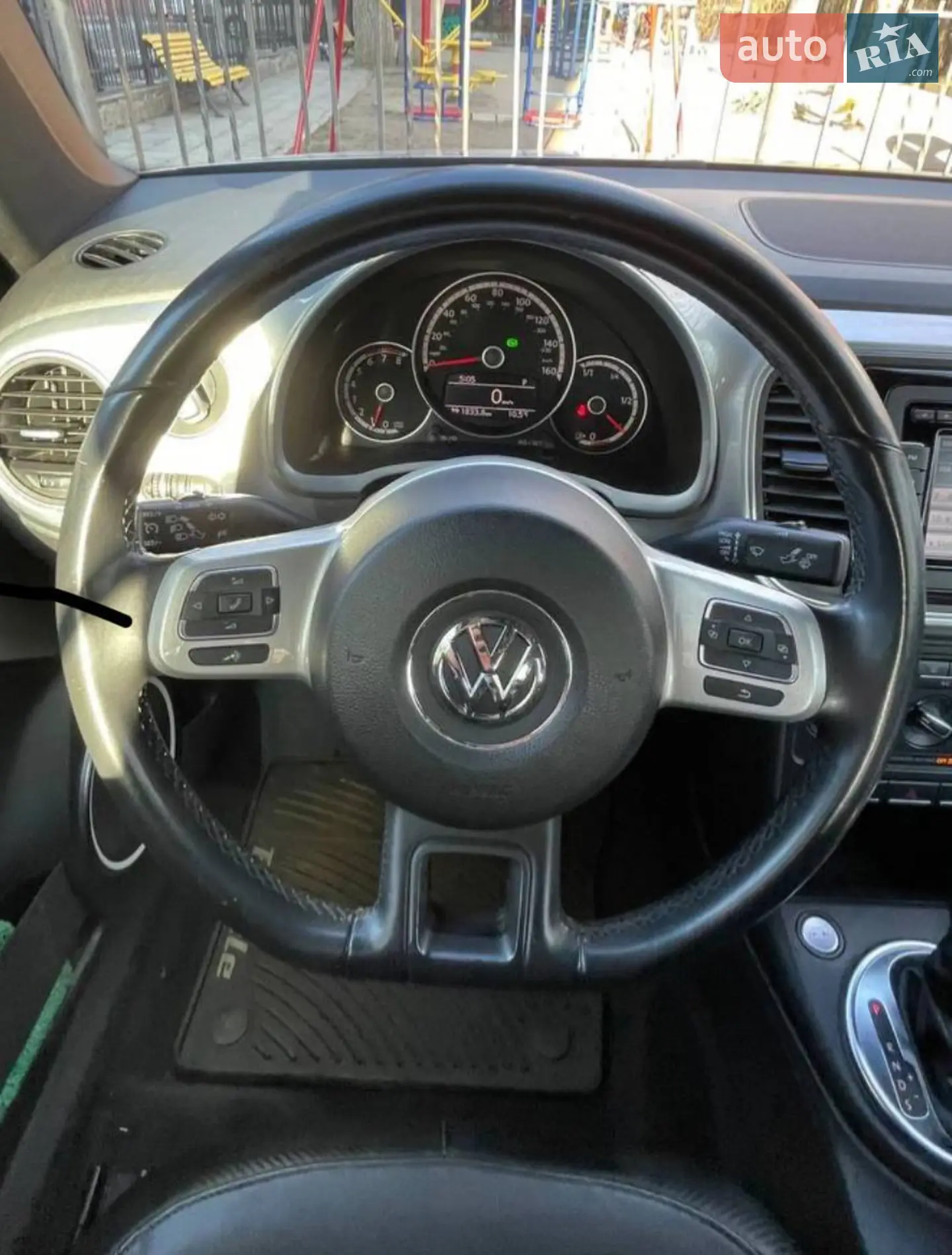 2013 Volkswagen Beetle - мініатюра 4