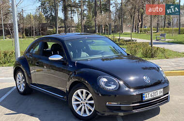 Хэтчбек Volkswagen Beetle 2013 в 