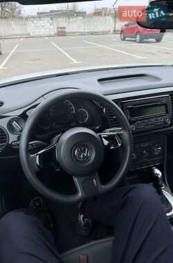 Хэтчбек Volkswagen Beetle 2015 в 