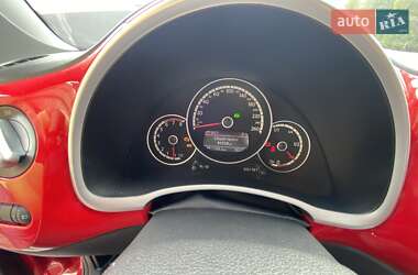 Хетчбек Volkswagen Beetle 2013 в 