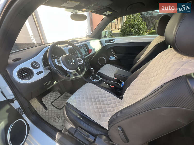 Хетчбек Volkswagen Beetle 2015 в Києві
