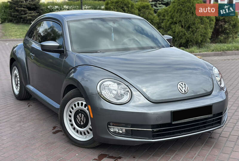 Хэтчбек Volkswagen Beetle 2014 в Днепре