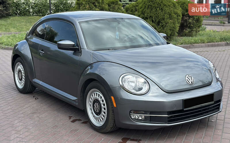Хэтчбек Volkswagen Beetle 2014 в Днепре