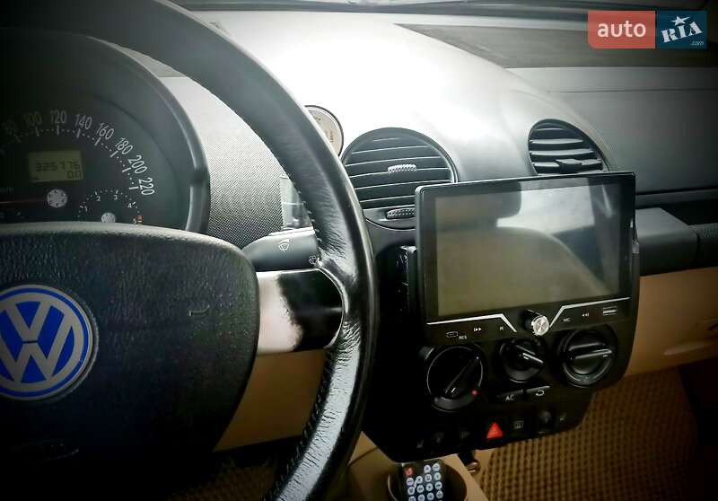 Хэтчбек Volkswagen Beetle 2000 в Виннице