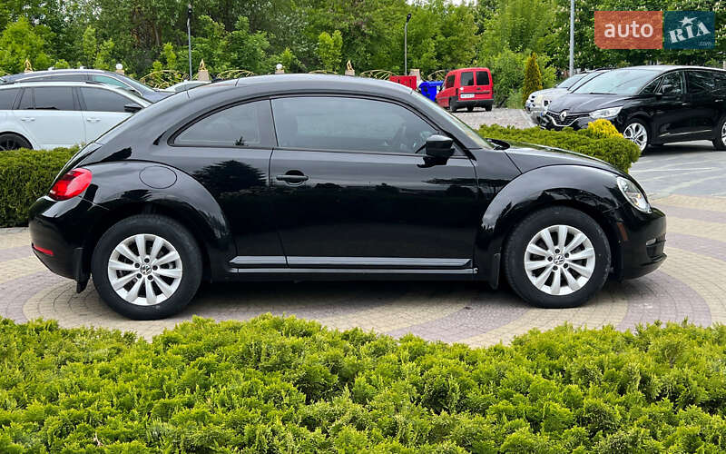 Хэтчбек Volkswagen Beetle 2014 в Львове