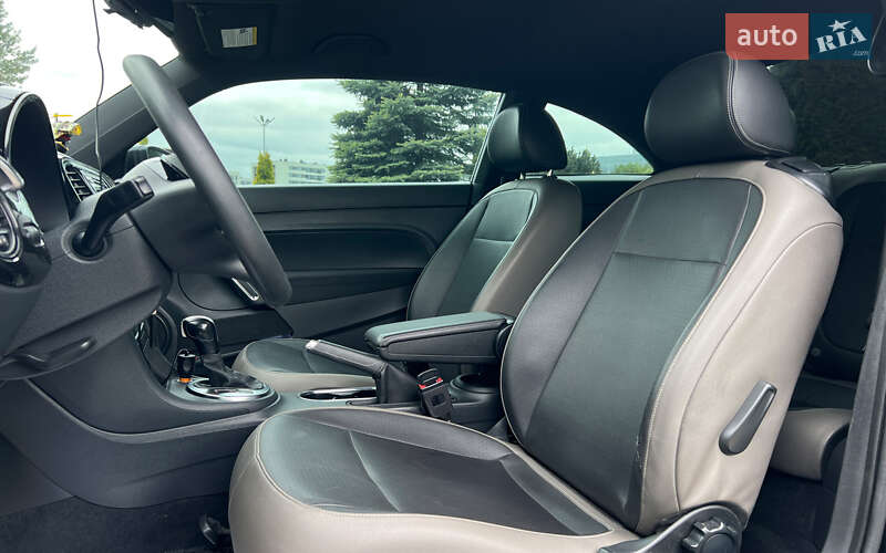 Хэтчбек Volkswagen Beetle 2014 в Львове