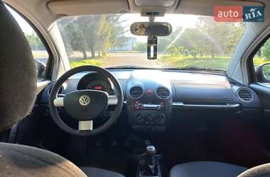 Хэтчбек Volkswagen Beetle 2006 в Чугуеве