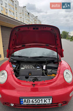 Хэтчбек Volkswagen Beetle 2000 в 
